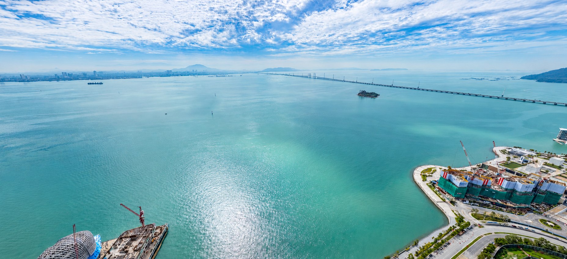 Panoramic seaview towards Penang Bridge